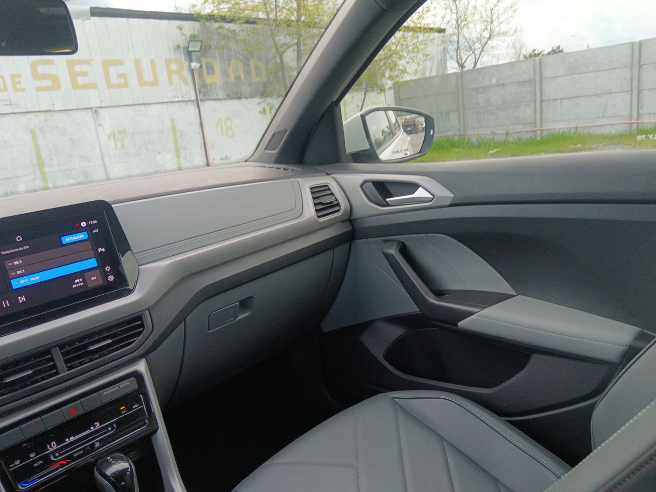 VOLKSWAGEN - 10