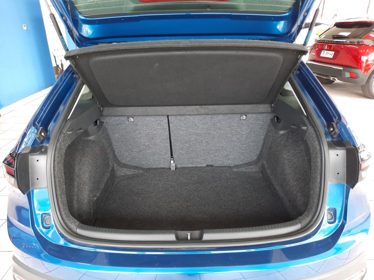 VOLKSWAGEN - 21