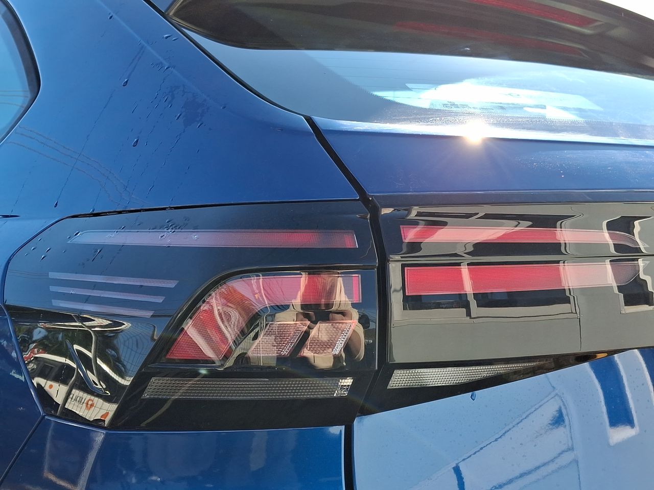 VOLKSWAGEN - 20