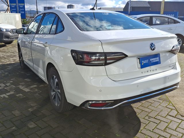 VOLKSWAGEN - 5