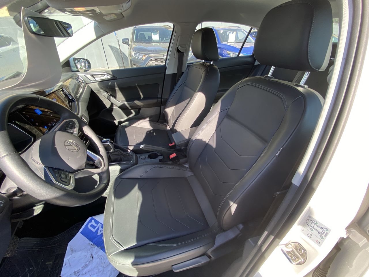 VOLKSWAGEN - 23