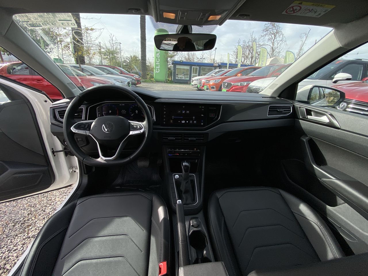 VOLKSWAGEN - 16