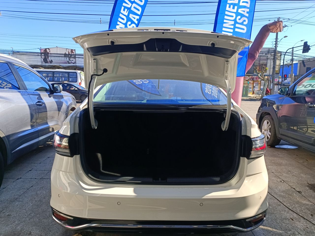 VOLKSWAGEN - 19