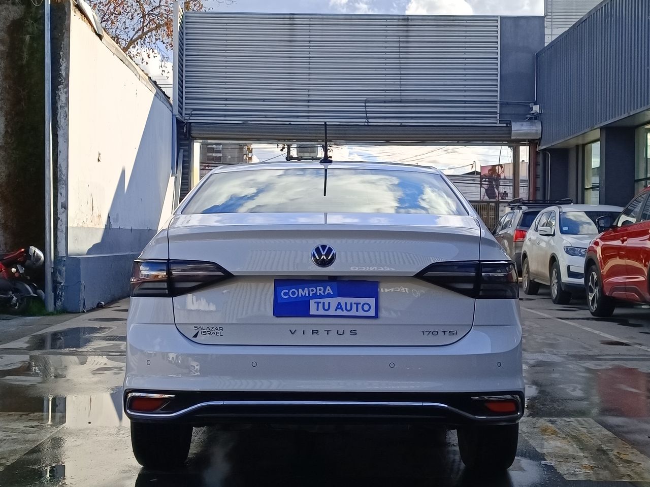 VOLKSWAGEN - 6