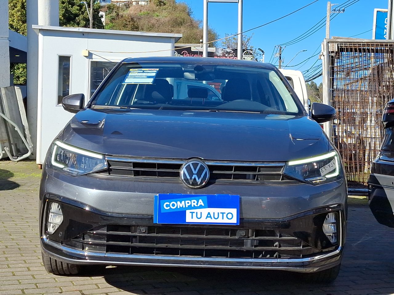 VOLKSWAGEN - 2