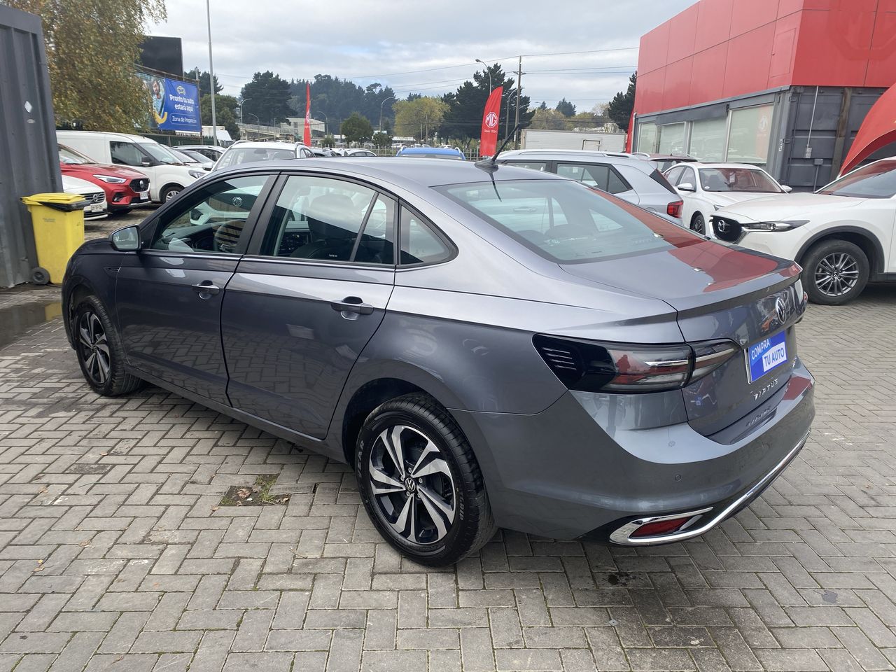 VOLKSWAGEN - 7
