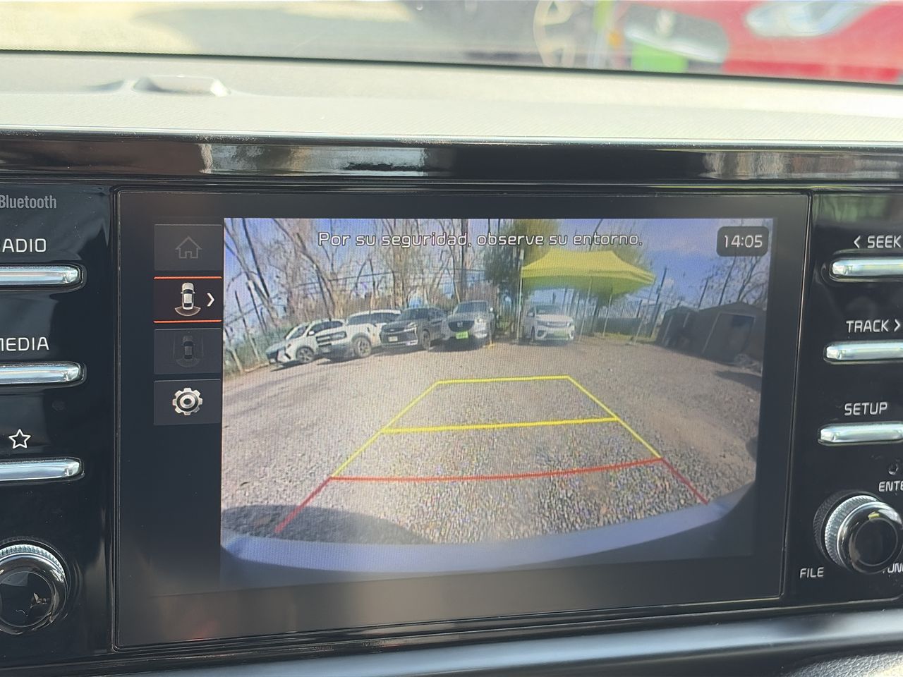 KIA Sonet — foto 18 de 20