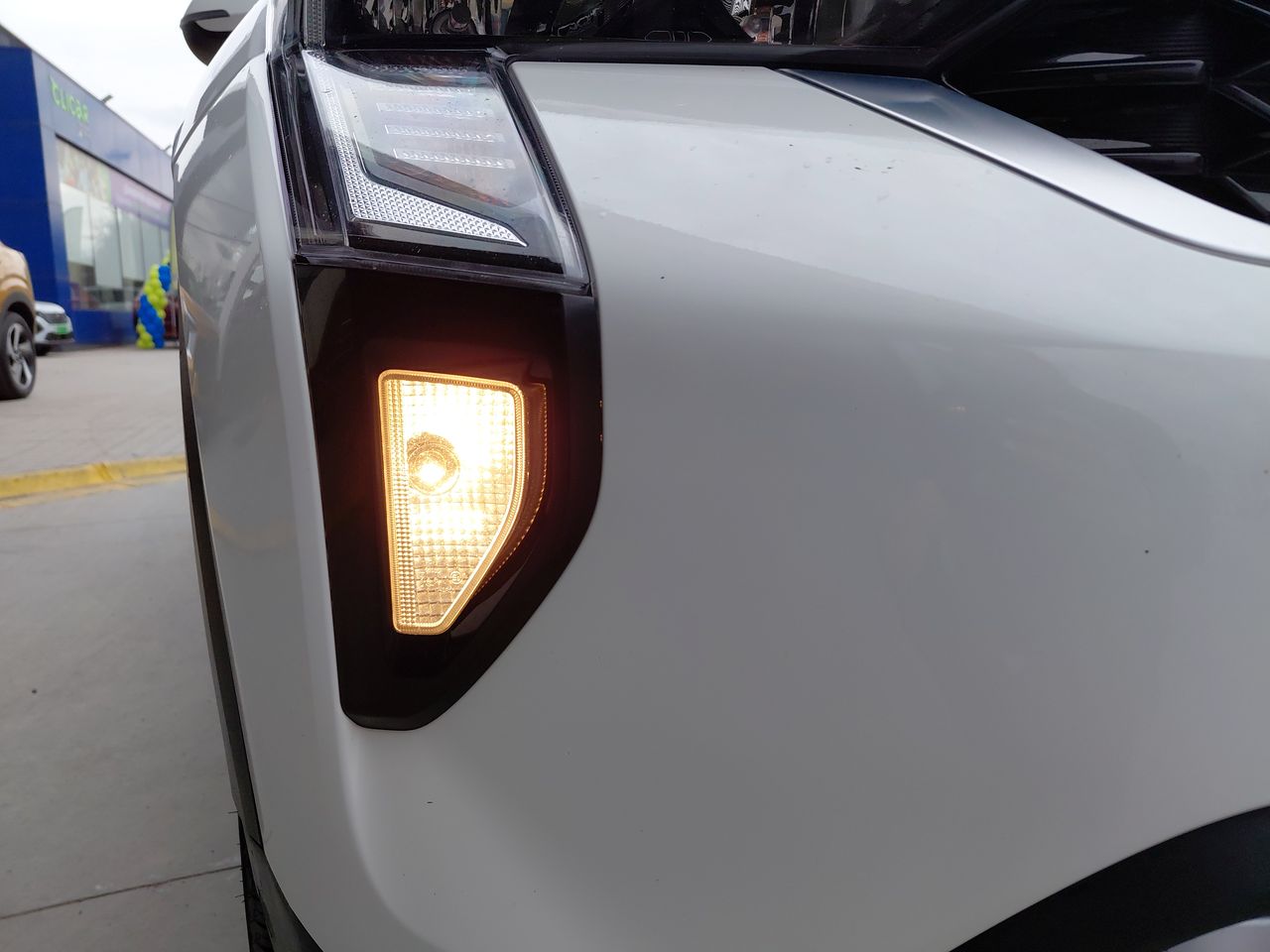 KIA Sonet — foto 12 de 26