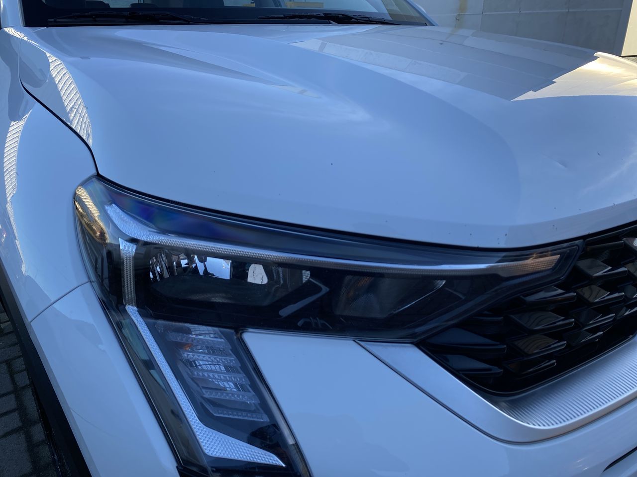 KIA Sonet — foto 20 de 36
