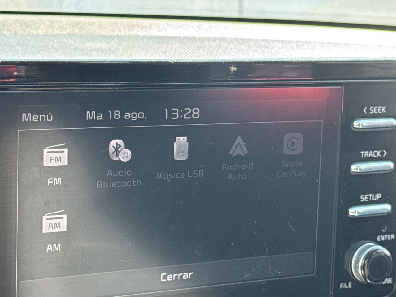 KIA Sonet — foto 13 de 20