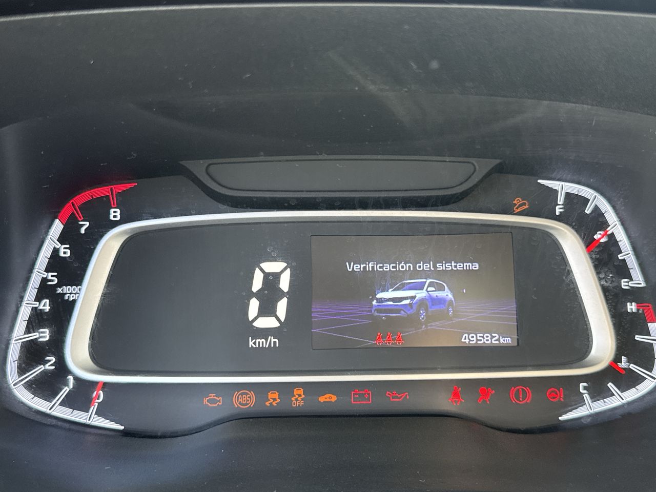 KIA Sonet — foto 20 de 20