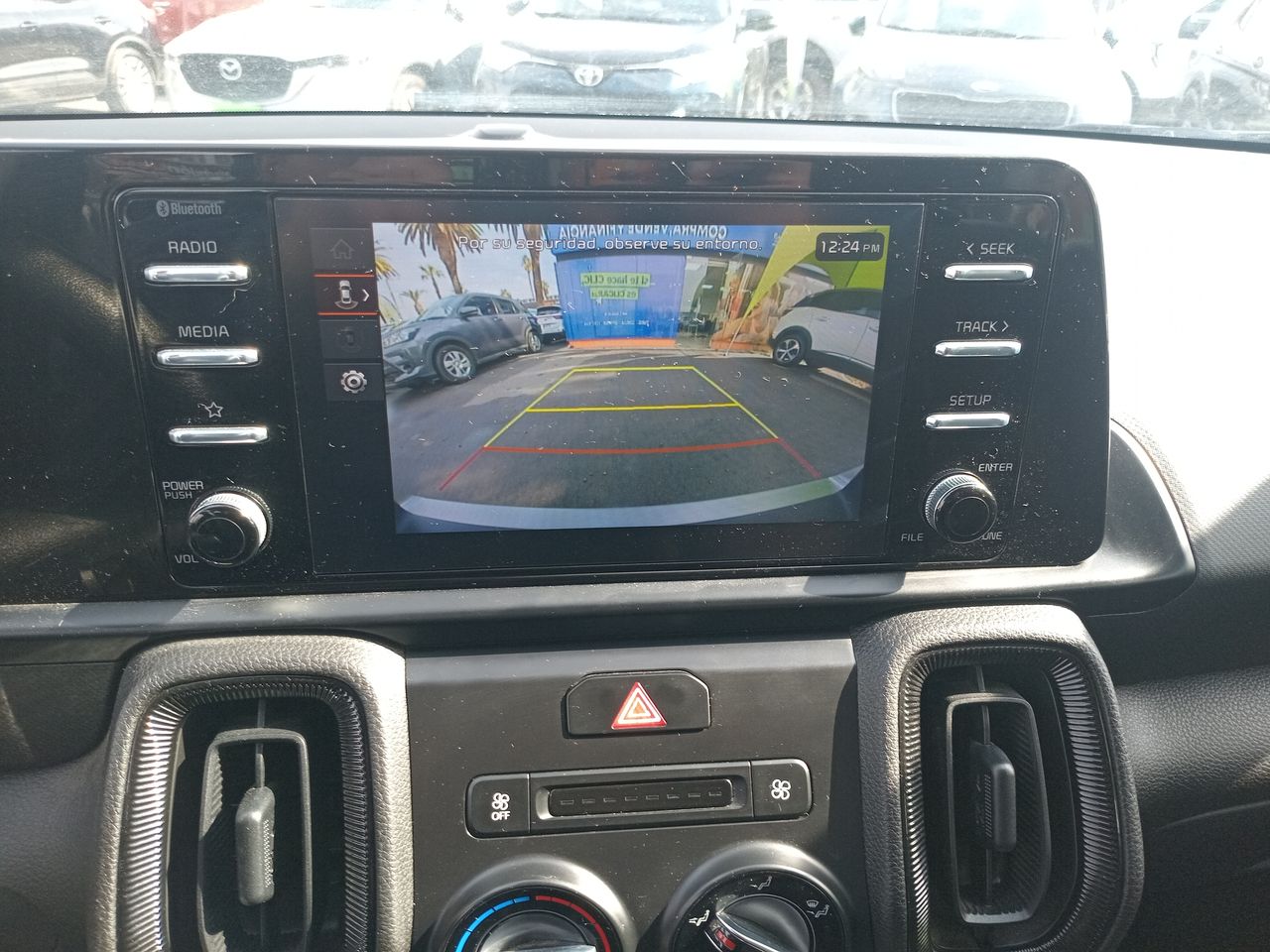 Suzuki Swift — foto 19 de 25