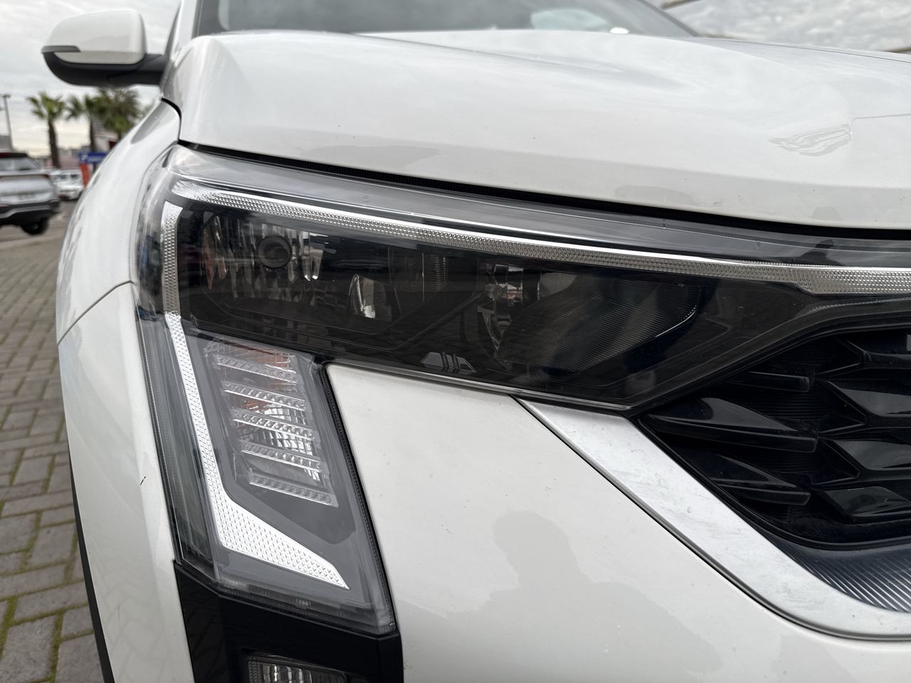 KIA Sonet — foto 19 de 34