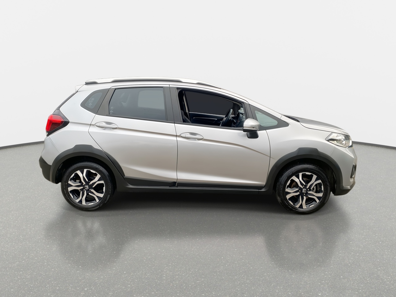 Honda WR-V — foto 9 de 35
