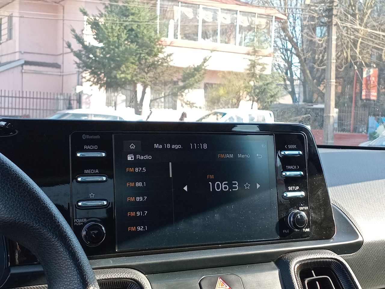 KIA Sonet — foto 29 de 35