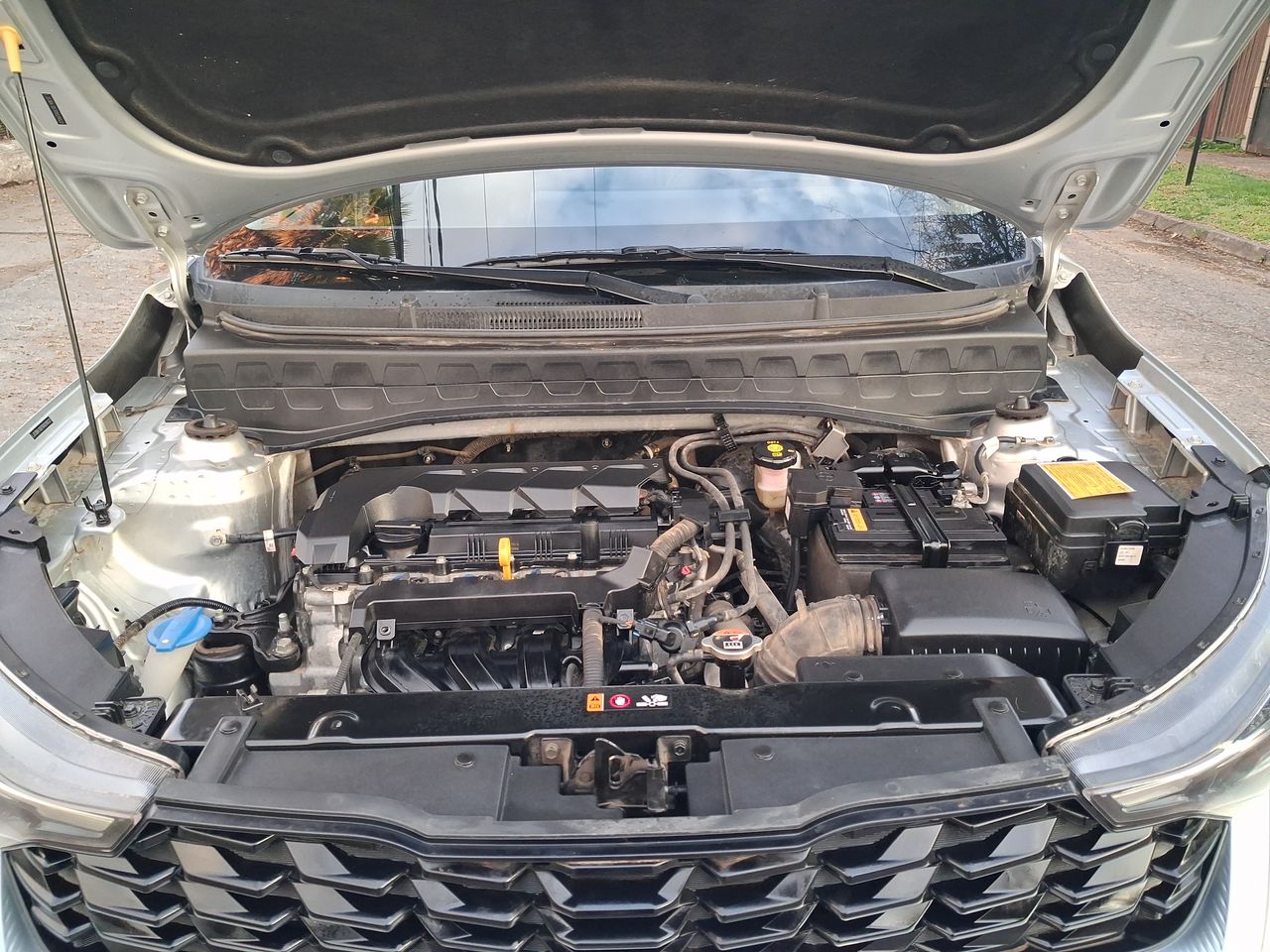 KIA Sonet — foto 17 de 36
