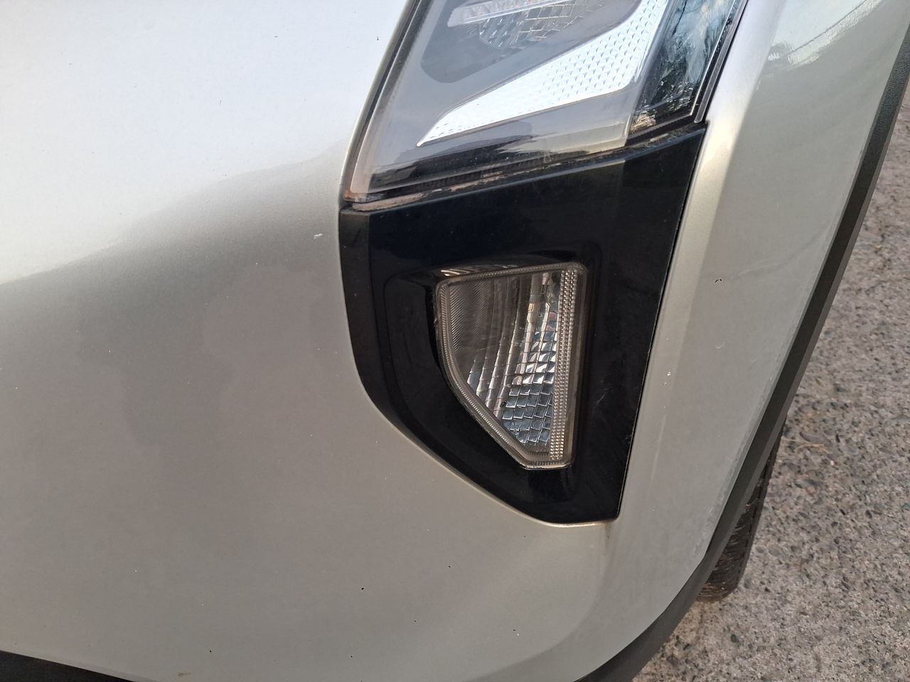 KIA Sonet — foto 19 de 36