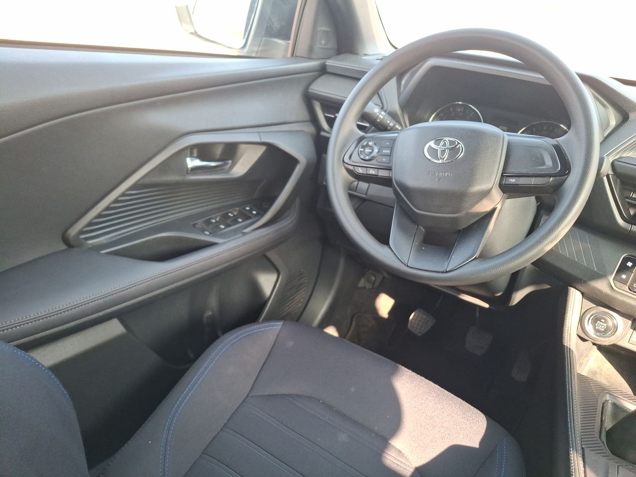 TOYOTA - 8