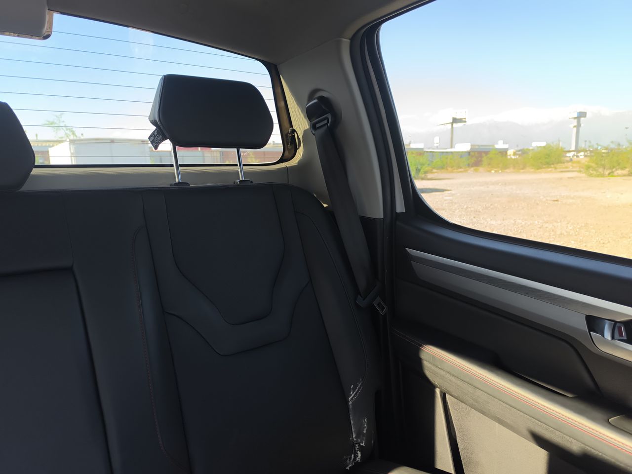 MG Zs — foto 14 de 32