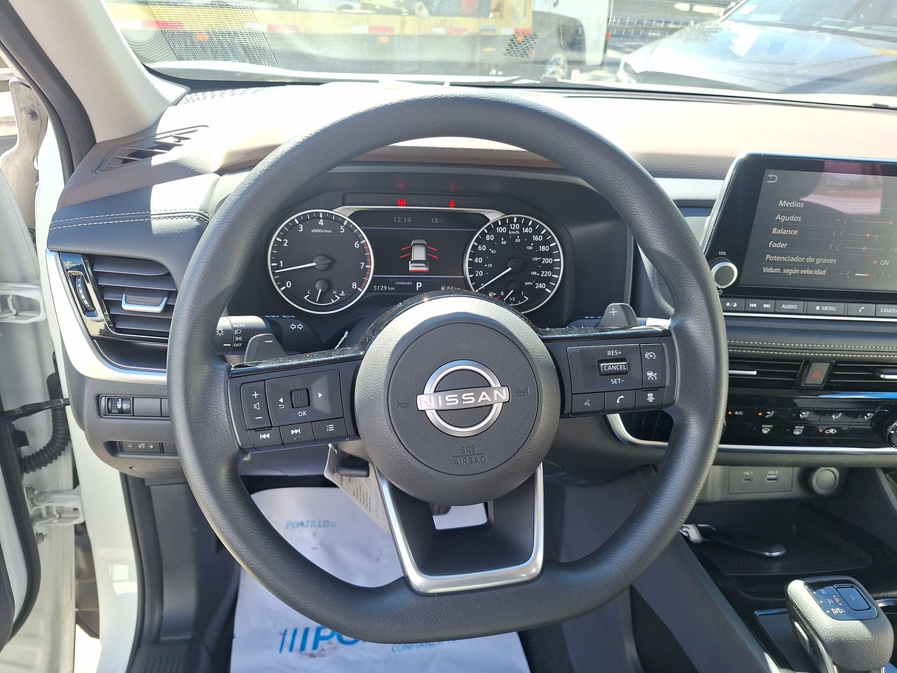 NISSAN - 18