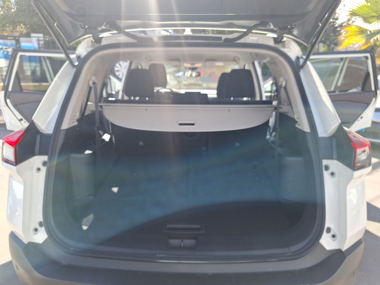 NISSAN - 14