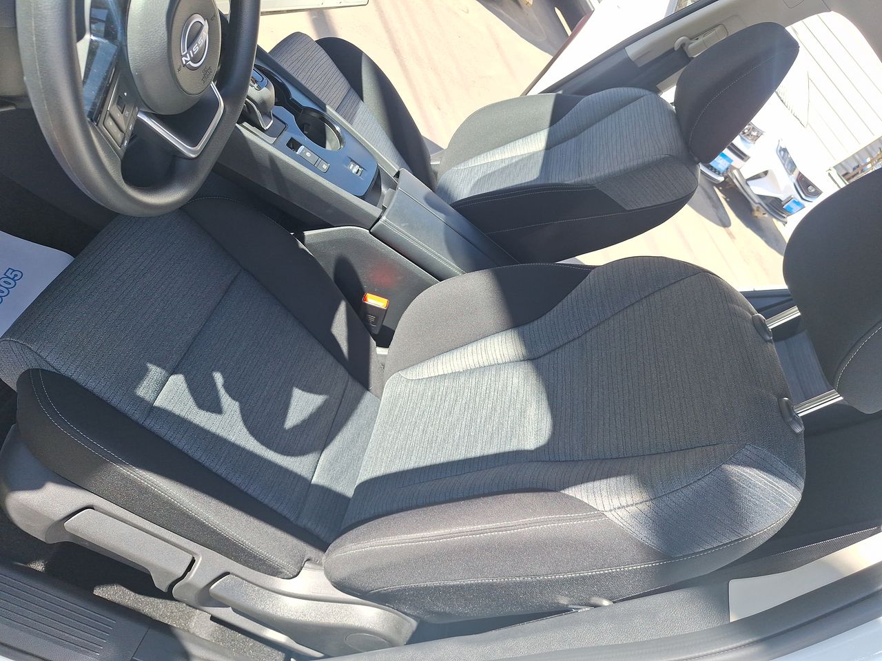 NISSAN - 17