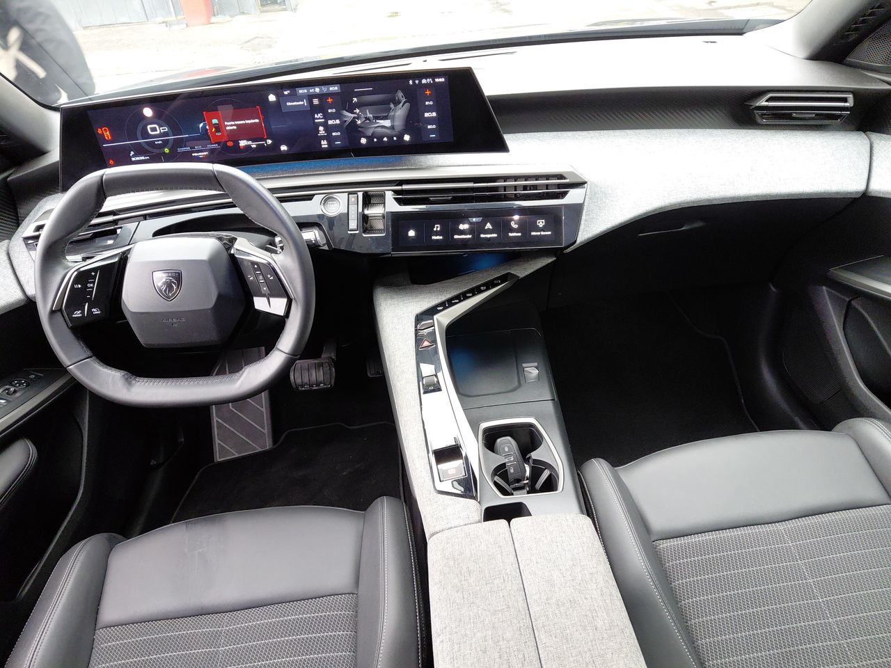Peugeot 3008 — foto 31 de 34