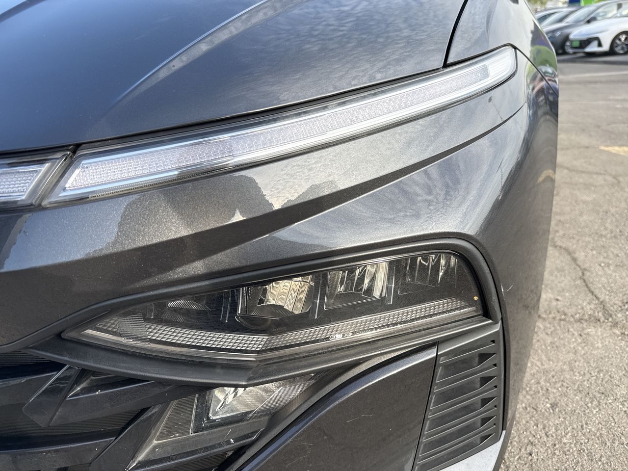 HYUNDAI - 10