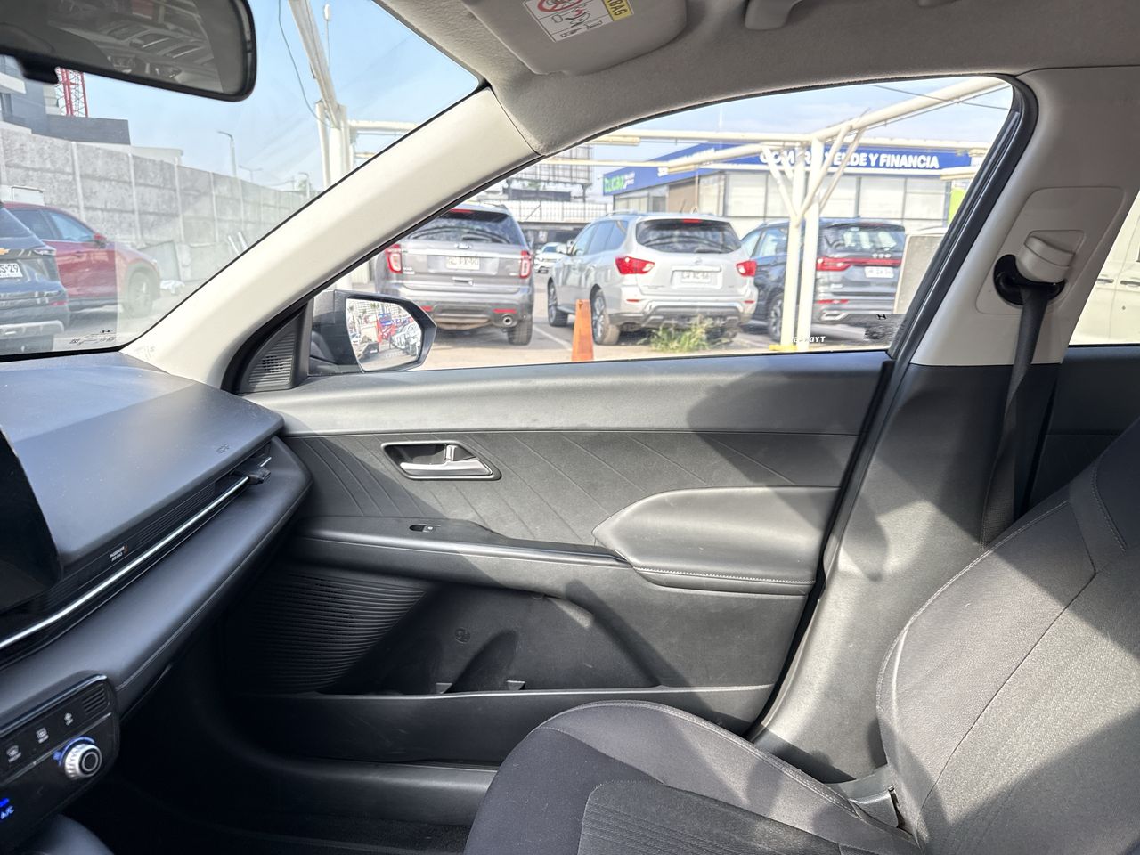 HYUNDAI - 2