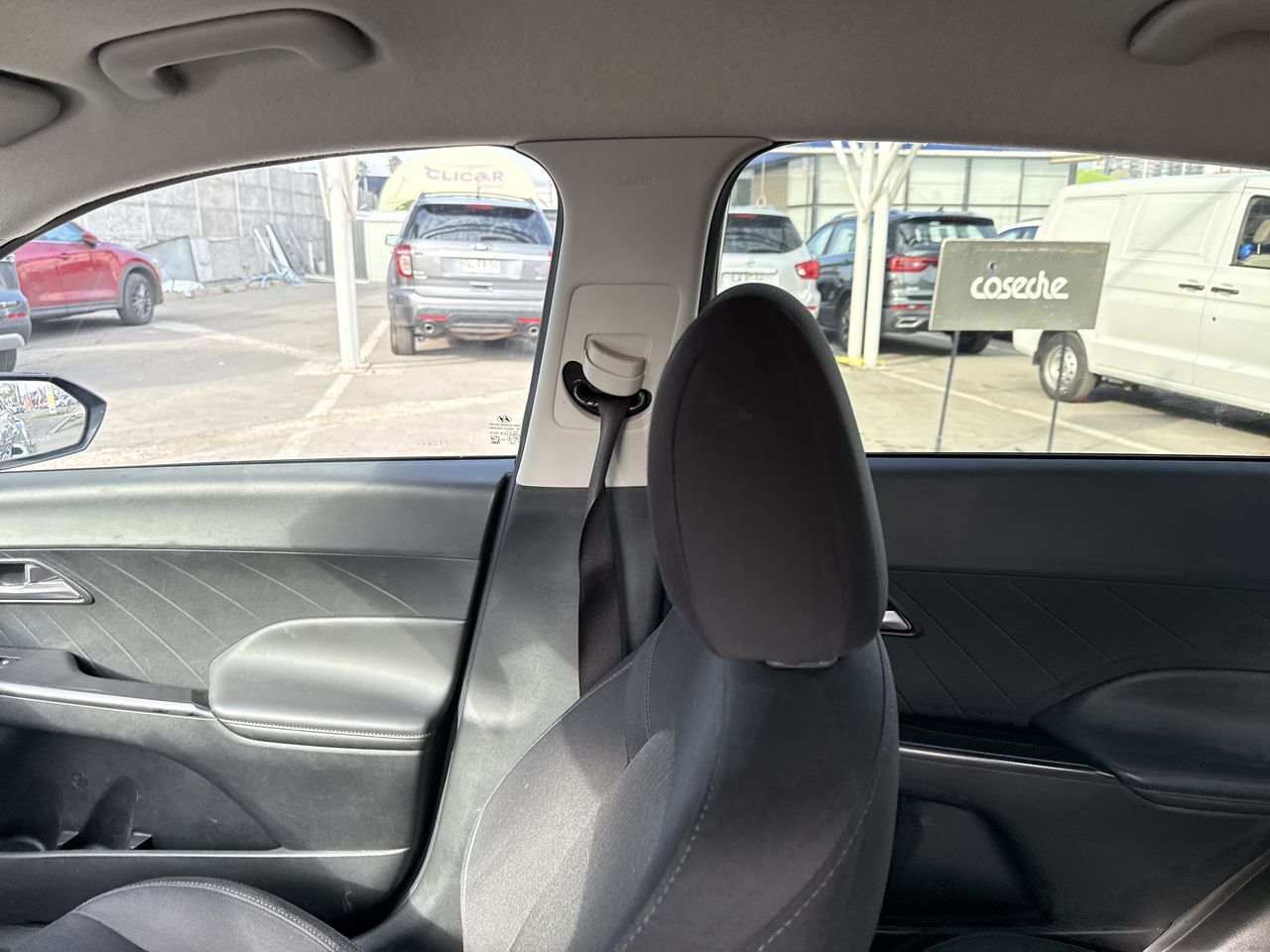 HYUNDAI - 3