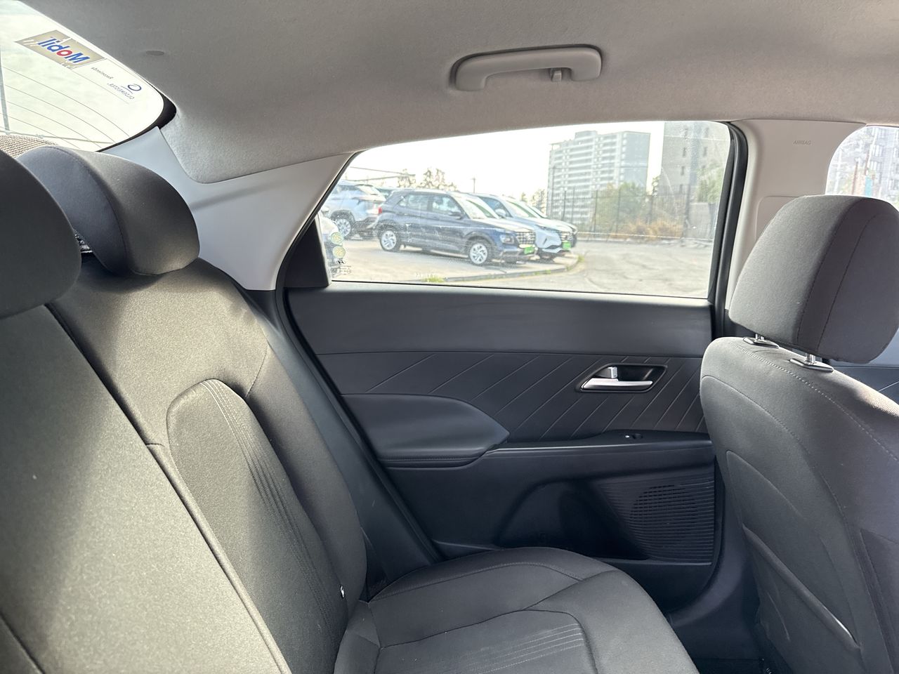 HYUNDAI - 6
