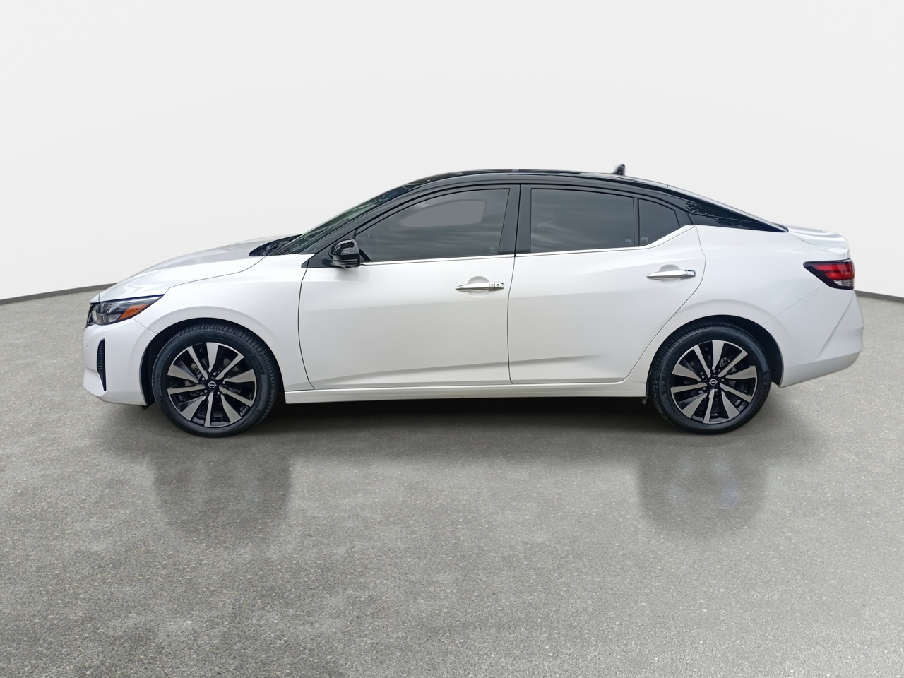 NISSAN - 4