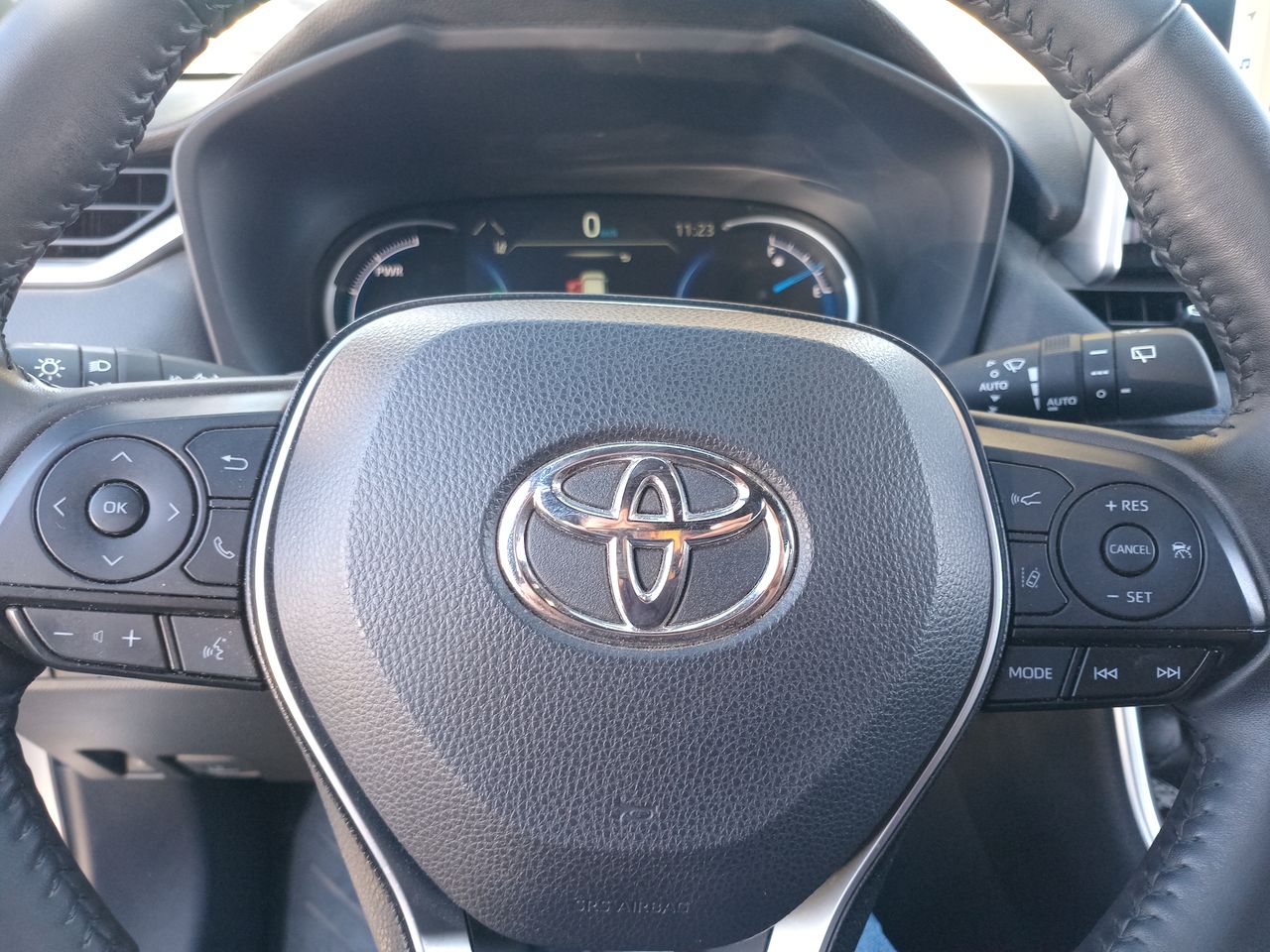 TOYOTA - 25