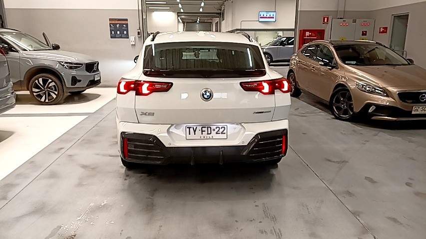 BMW - 5