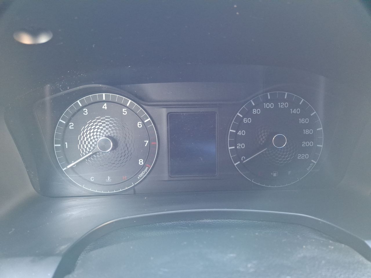 SSANGYONG - 27