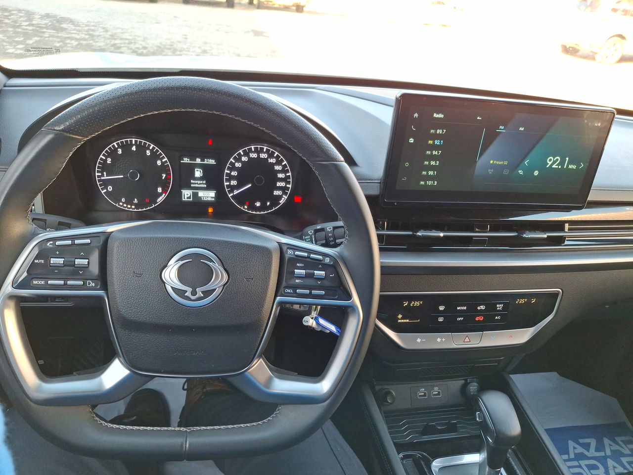 SSANGYONG - 32