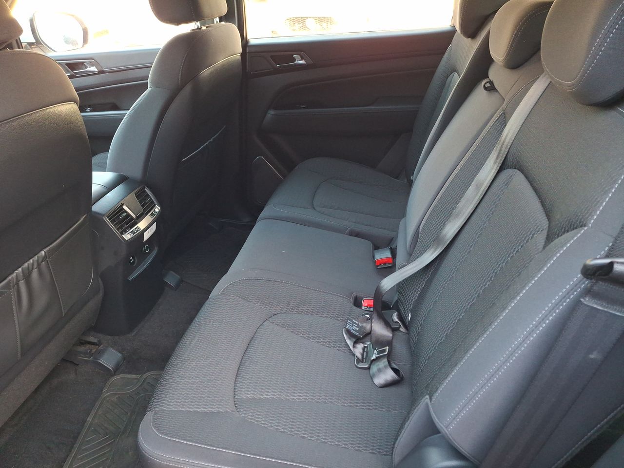 SSANGYONG - 11