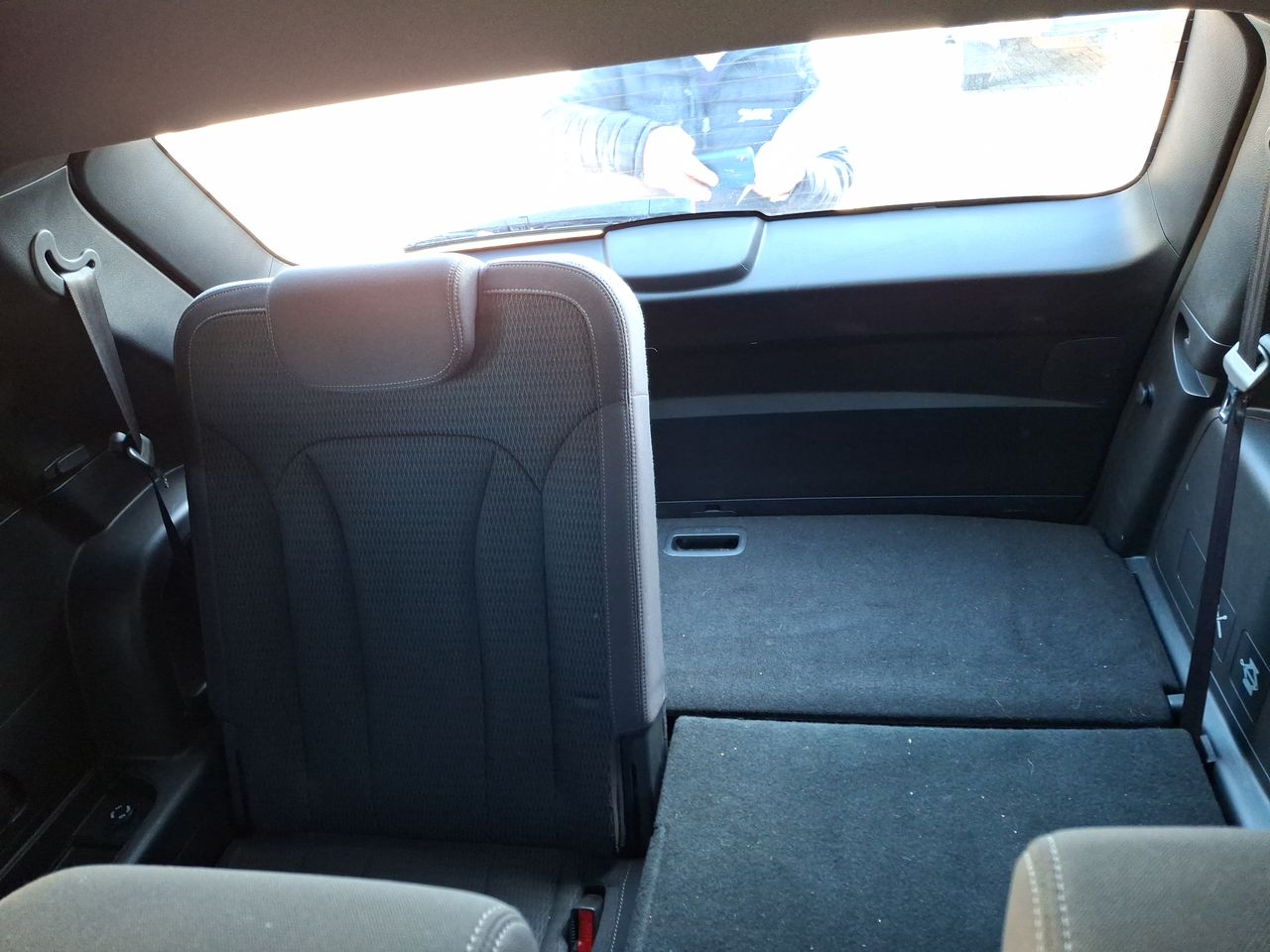 SSANGYONG - 12