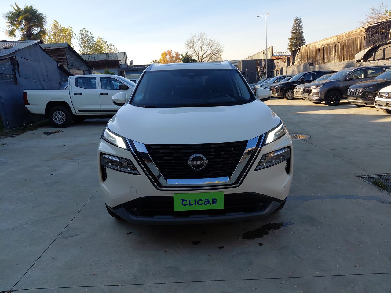 NISSAN - 2
