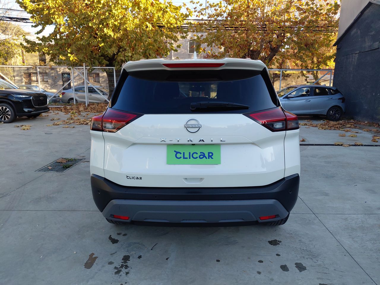 NISSAN - 6