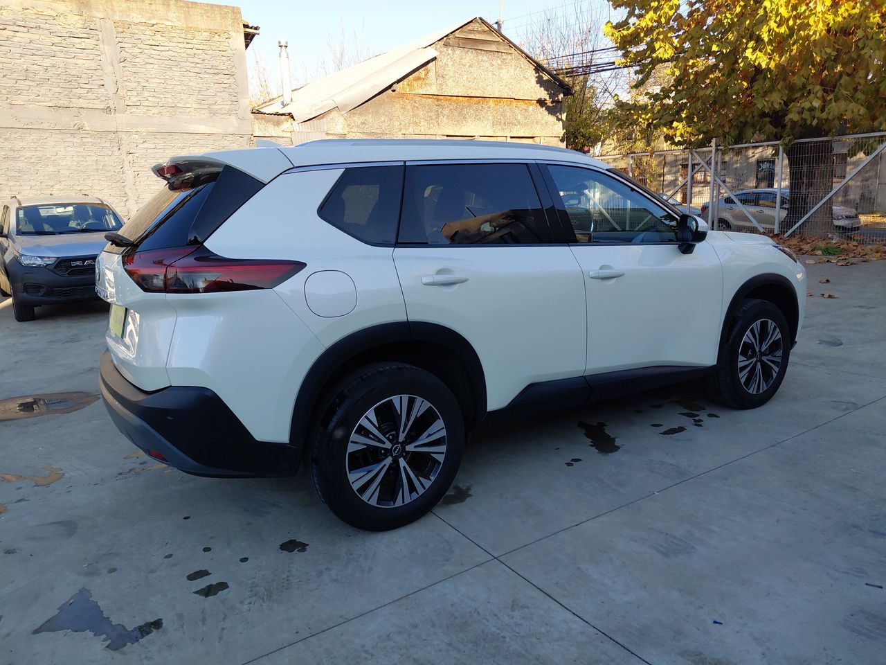 NISSAN - 7