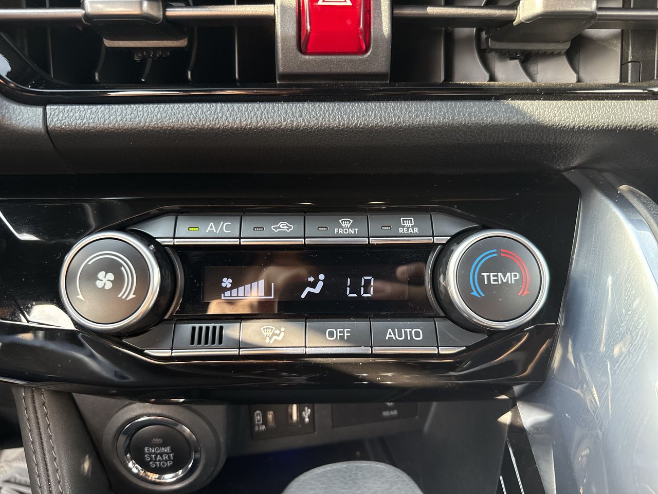 Toyota Yaris Cross — foto 30 de 34