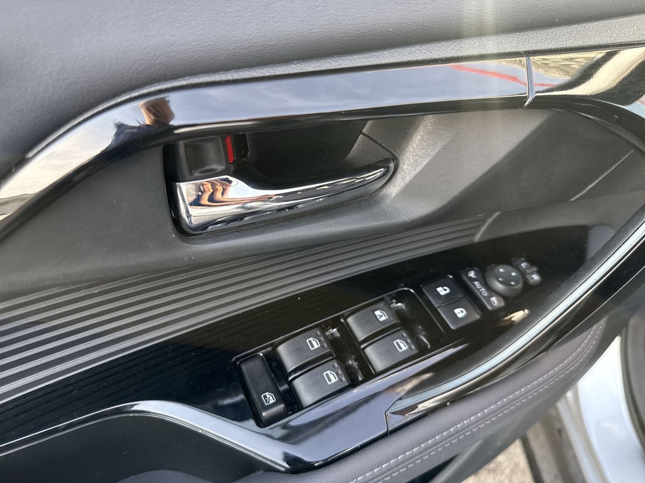Toyota Yaris Cross — foto 22 de 34