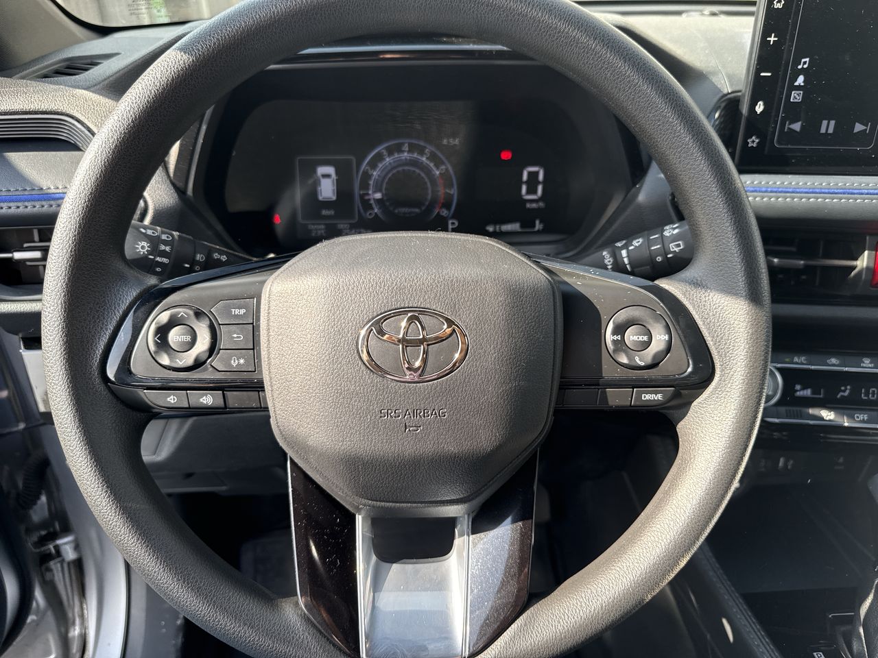 Toyota Yaris Cross — foto 25 de 34