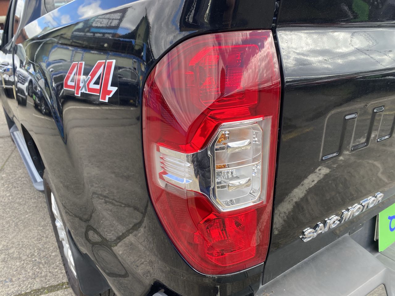 Maxus T60 — foto 21 de 36