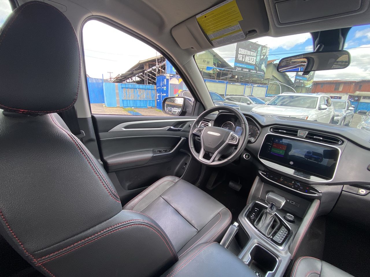 Maxus T60 — foto 17 de 36