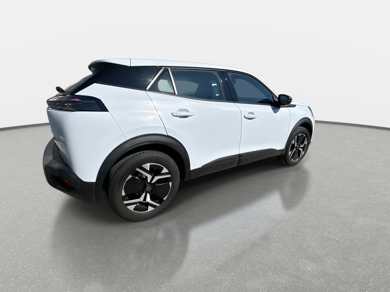 Peugeot 2008 — foto 8 de 28