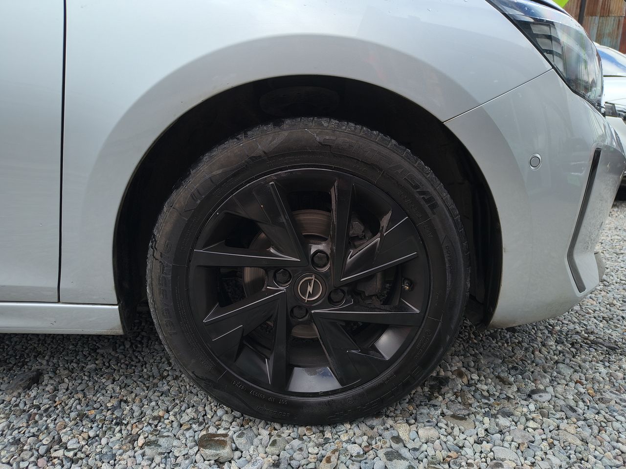 Opel Corsa — foto 18 de 34
