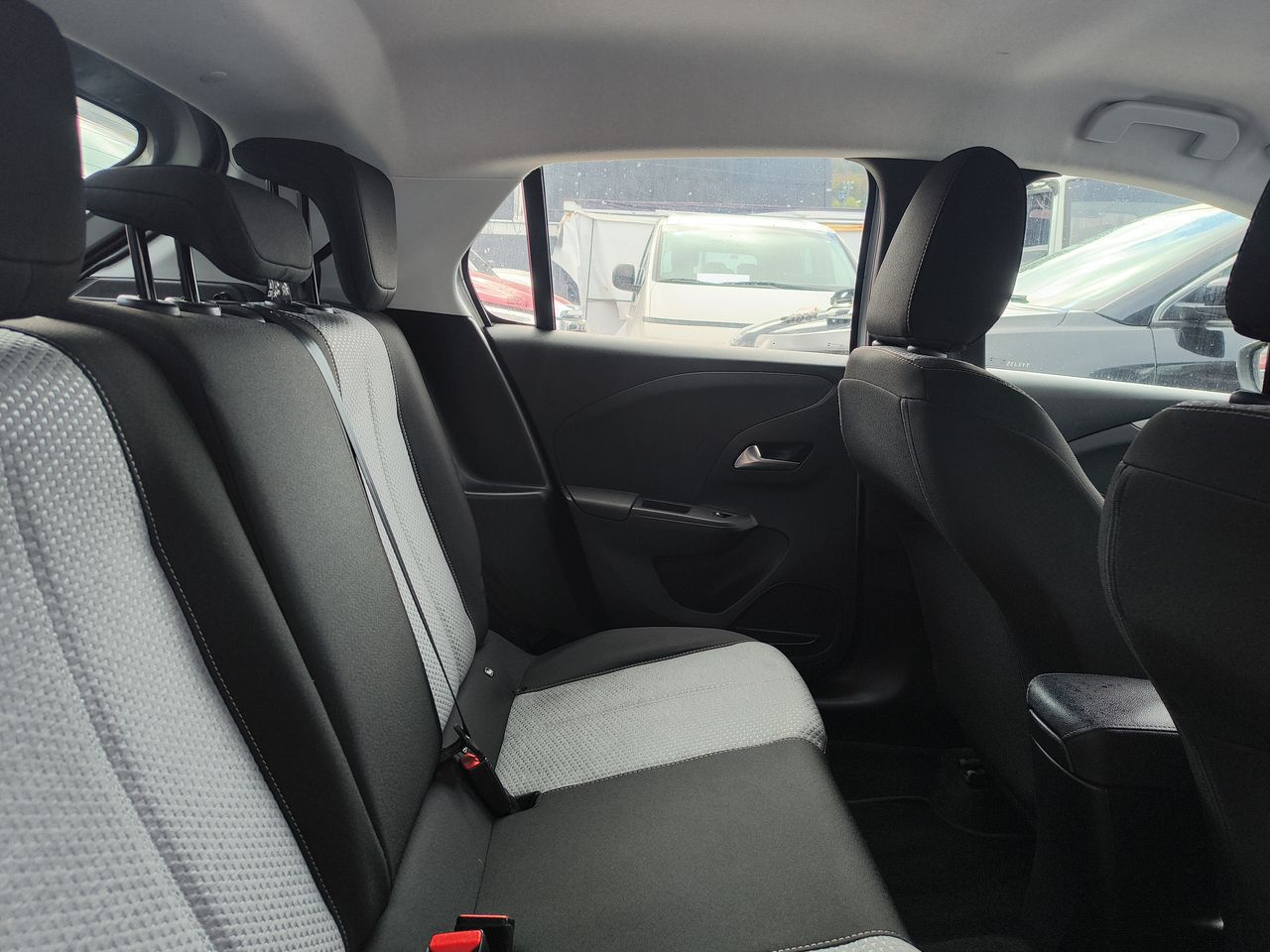Opel Corsa — foto 33 de 34