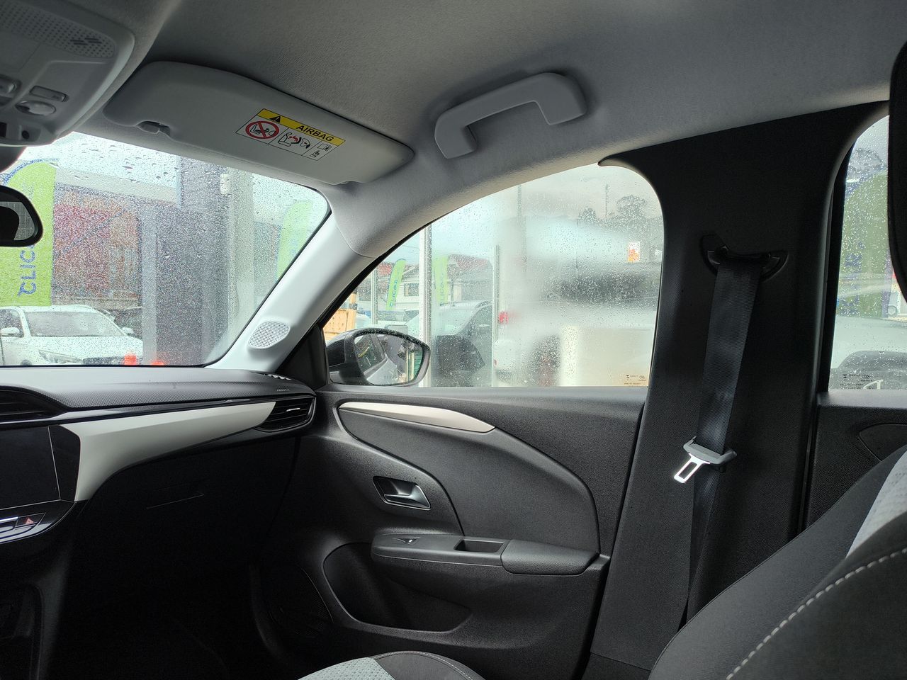 Opel Corsa — foto 17 de 34